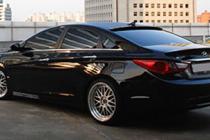Hyundai Sonata 2010 Накладка на стекло V2