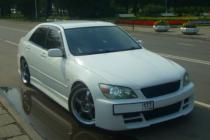 lexus_is200