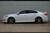 Opel Insignia Накладки на пороги Kampala
